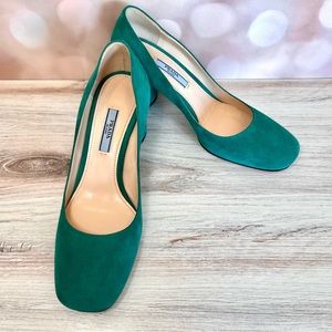 Prada Calzature Donna Block Heel Suede Pump in Esmeralda (green), sz 36.5